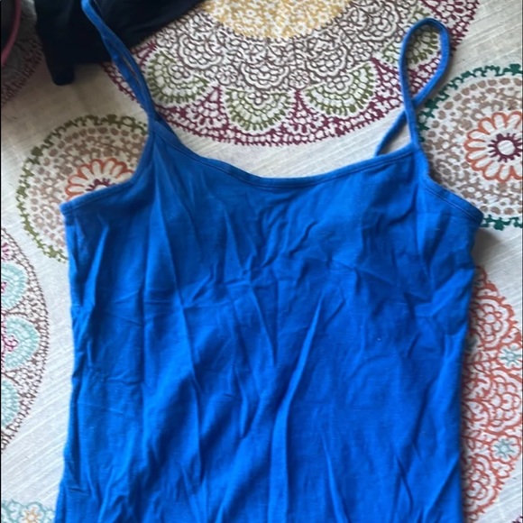 8 pcs Camisole Bundle - Picture 3 of 9